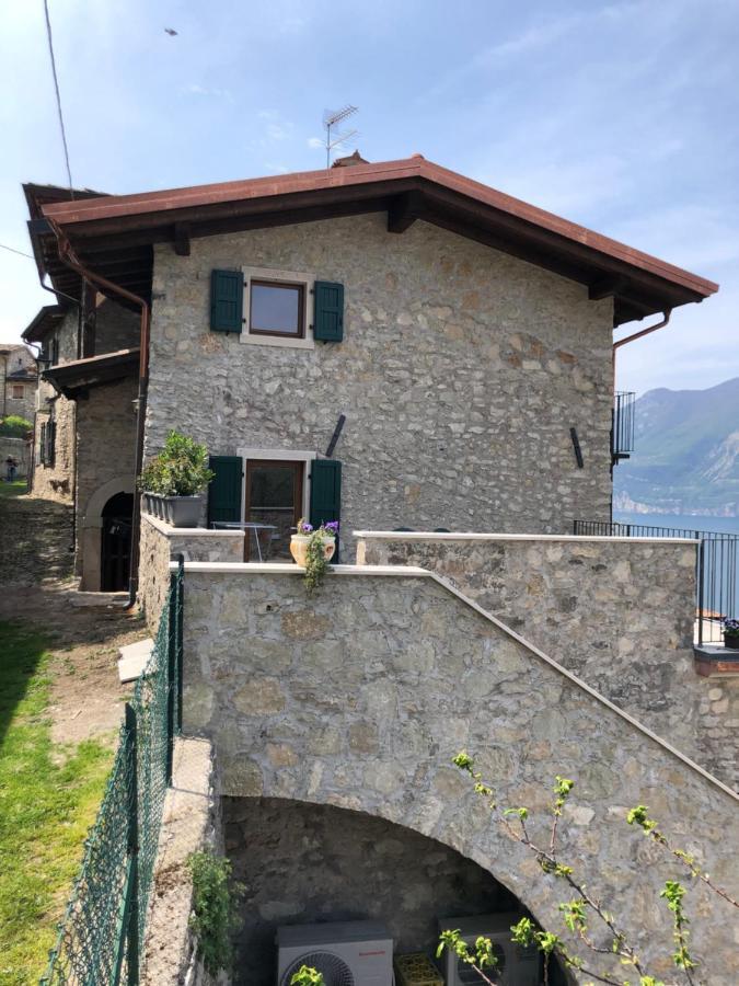 Casa Margherita Бренцоне-суль-Гарда Экстерьер фото